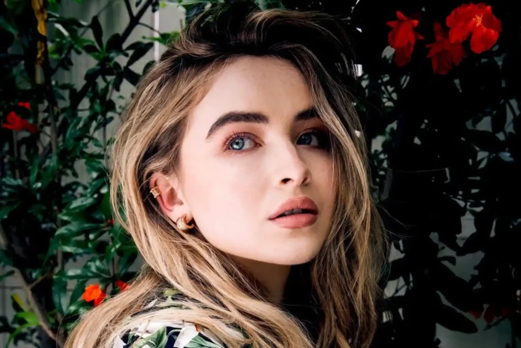 Sabrina Carpenter Height, Weight, and More
