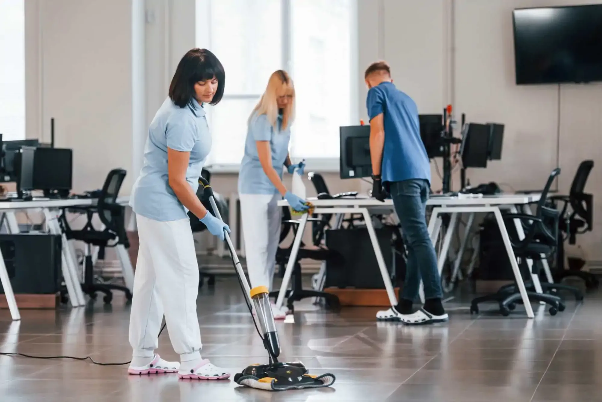 What are the benefits of office cleaning in Liverpool