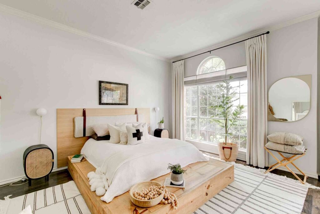 Small Space Decor: Tips for Making Rooms Look Bigger