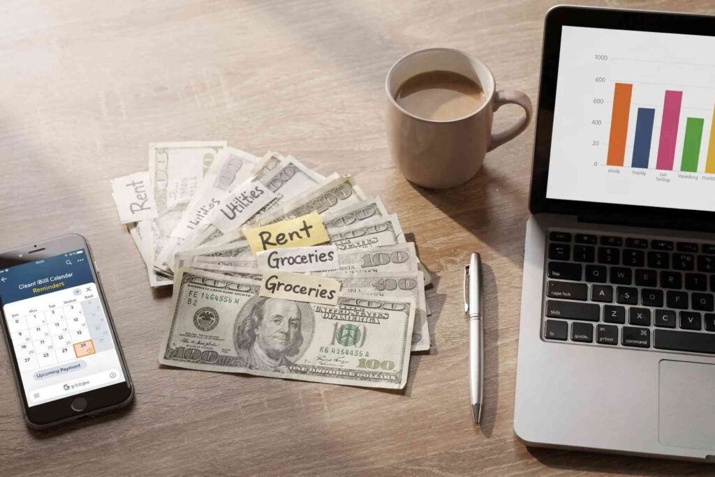 How to Create a Monthly Budget That You Can Stick To
